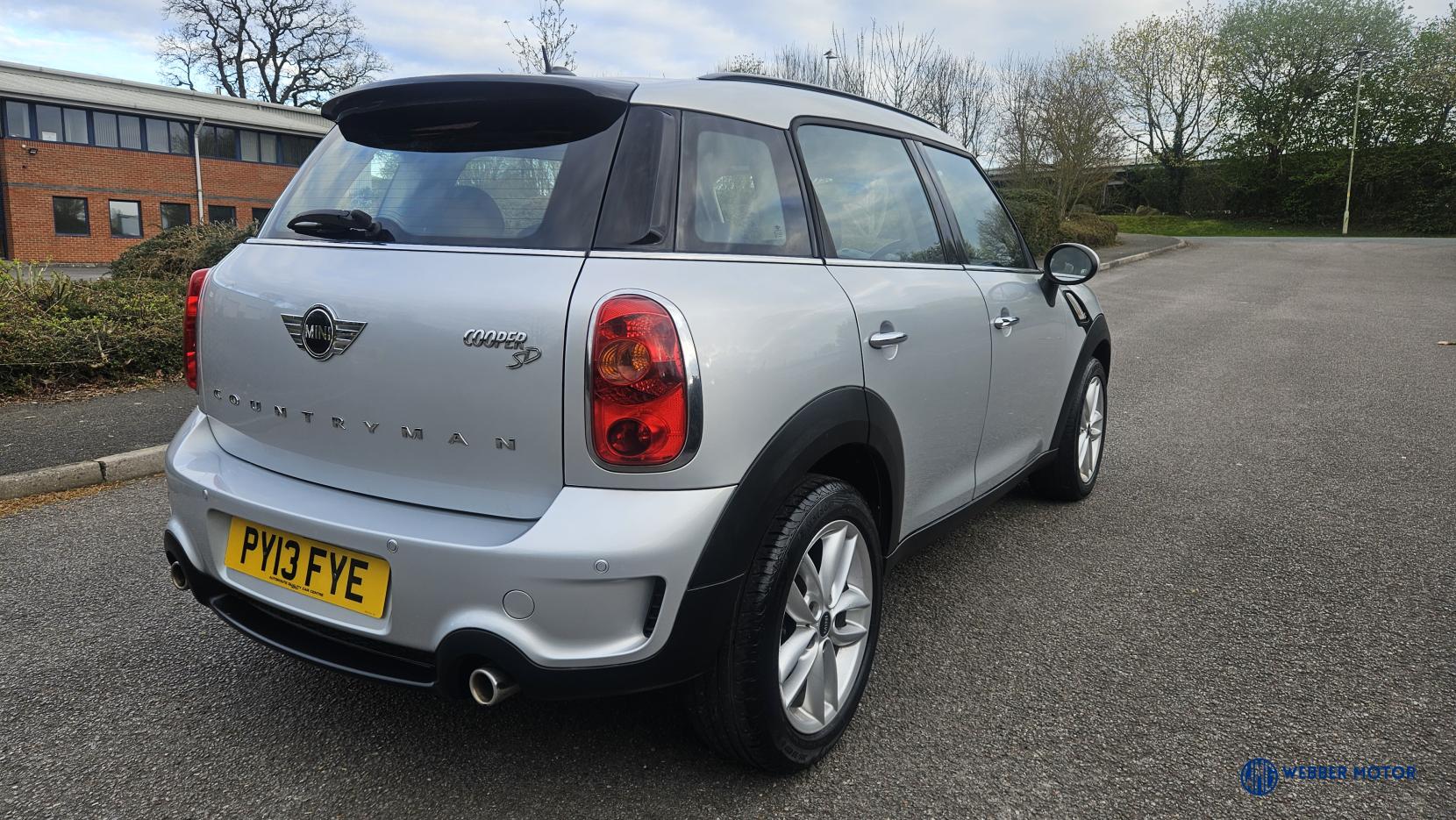 MINI Countryman 2.0 Cooper SD SUV 5dr Diesel Manual Euro 5 (s/s) (143 ps)