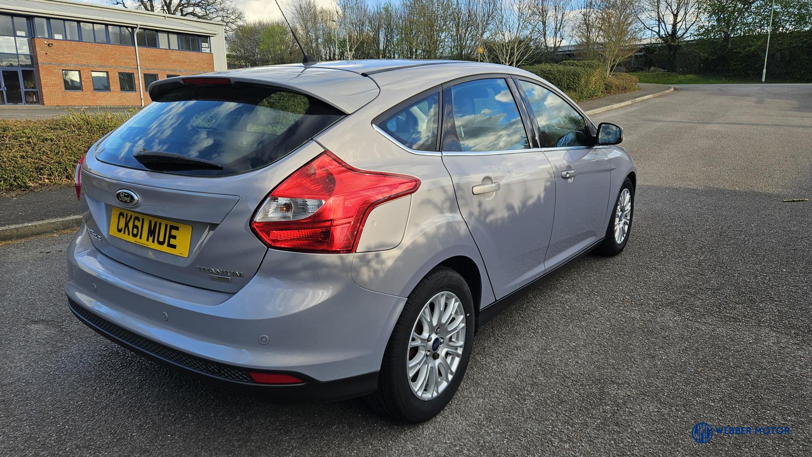 Ford Focus 1.6 TDCi Titanium Hatchback 5dr Diesel Manual Euro 5 (s/s) (115 ps)