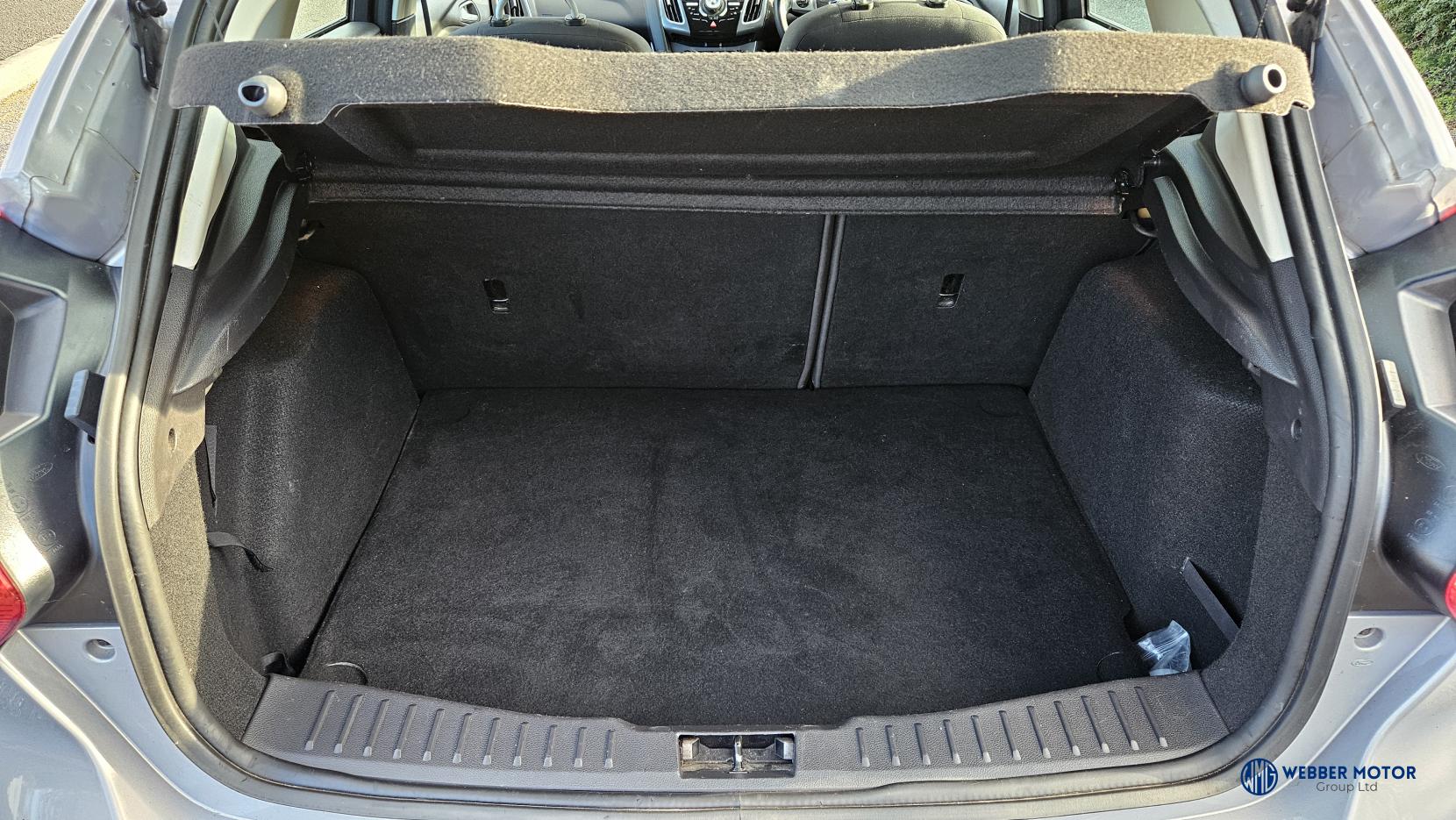 Ford Focus 1.6 TDCi Titanium Hatchback 5dr Diesel Manual Euro 5 (s/s) (115 ps)