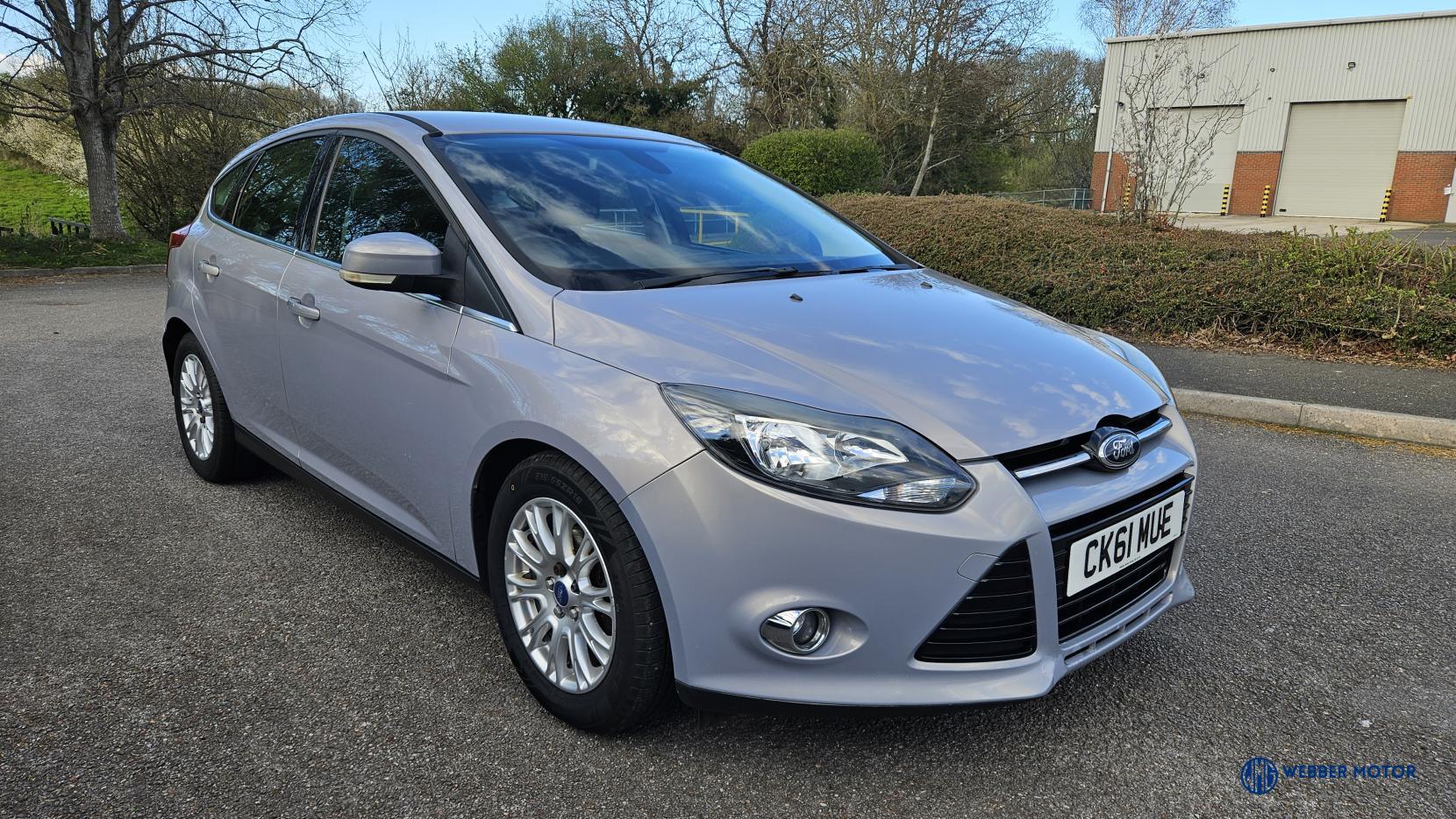 Ford Focus 1.6 TDCi Titanium Hatchback 5dr Diesel Manual Euro 5 (s/s) (115 ps)