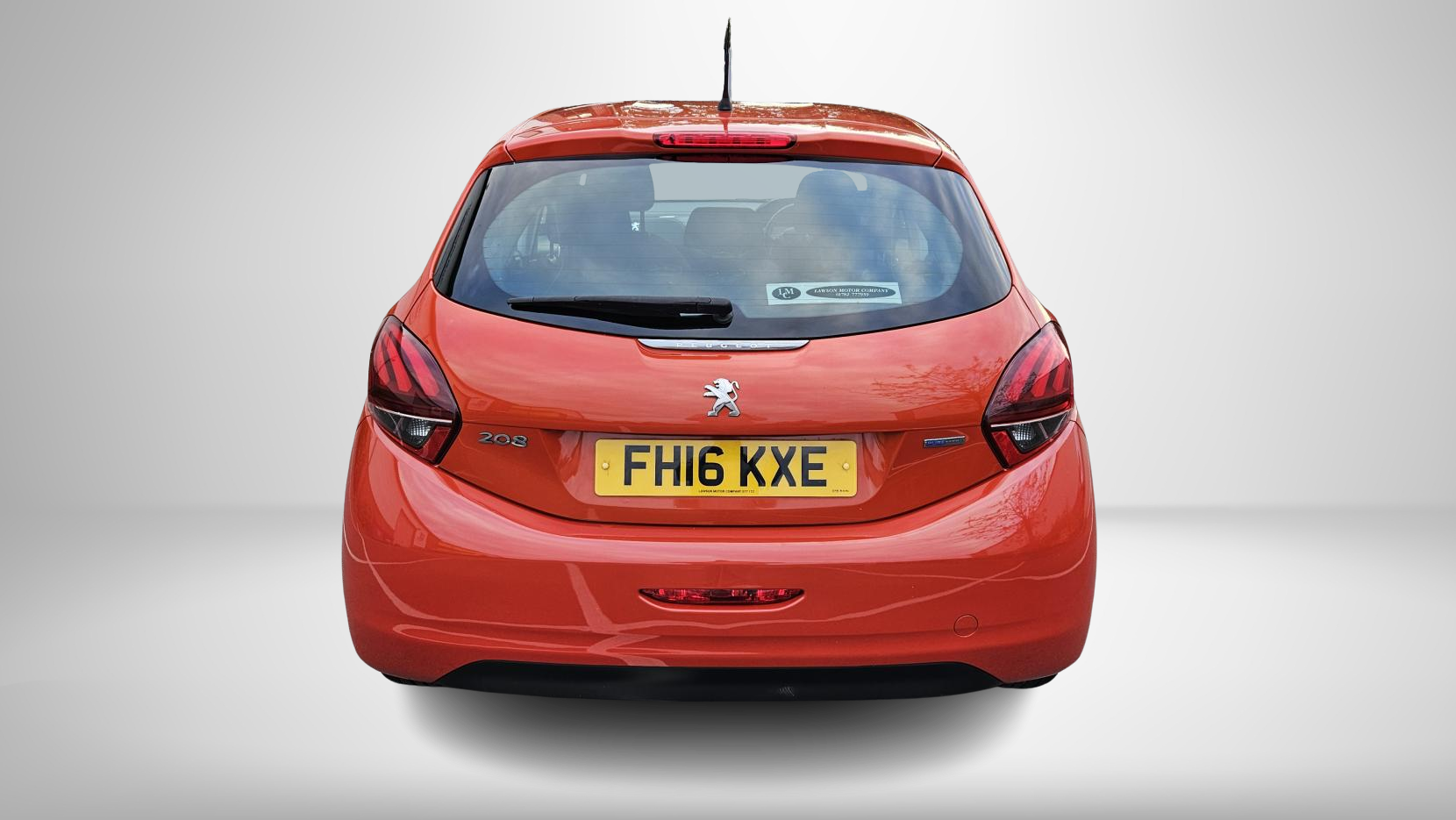 Peugeot 208 1.2 PureTech XS White Hatchback 5dr Petrol Manual Euro 6 (82 ps)