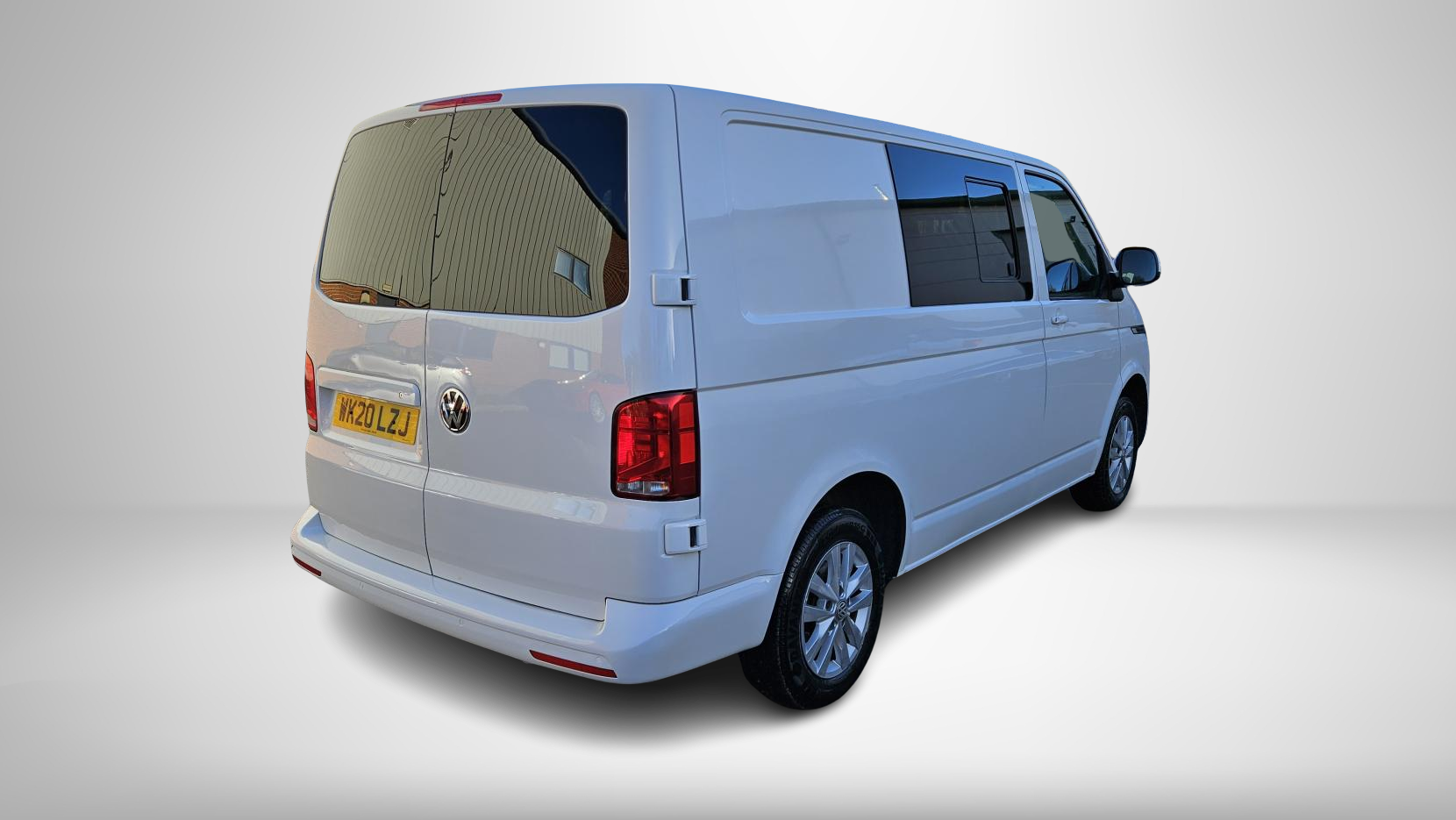 Volkswagen Transporter 2.0 TDI T28 Highline Panel Van 5dr Diesel Manual FWD SWB Euro 6 (s/s) (110 ps)