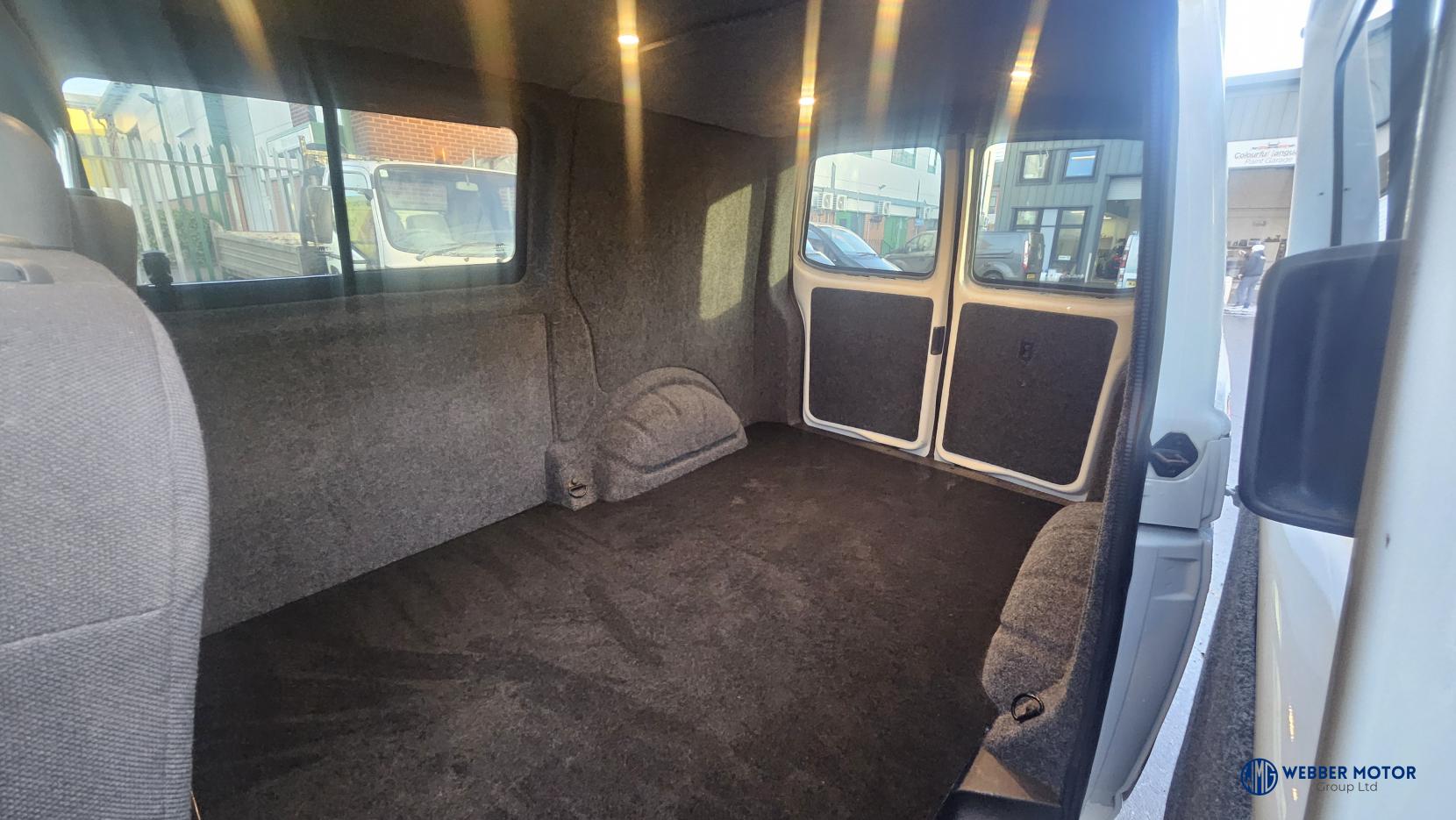 Volkswagen Transporter 2.0 TDI T28 Highline Panel Van 5dr Diesel Manual FWD SWB Euro 6 (s/s) (110 ps)