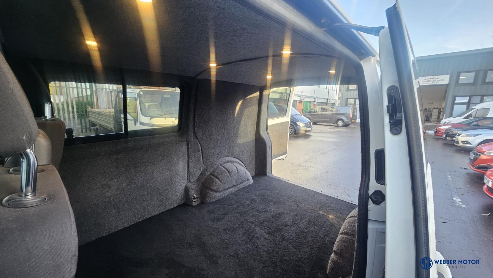 Volkswagen Transporter 2.0 TDI T28 Highline Panel Van 5dr Diesel Manual FWD SWB Euro 6 (s/s) (110 ps)