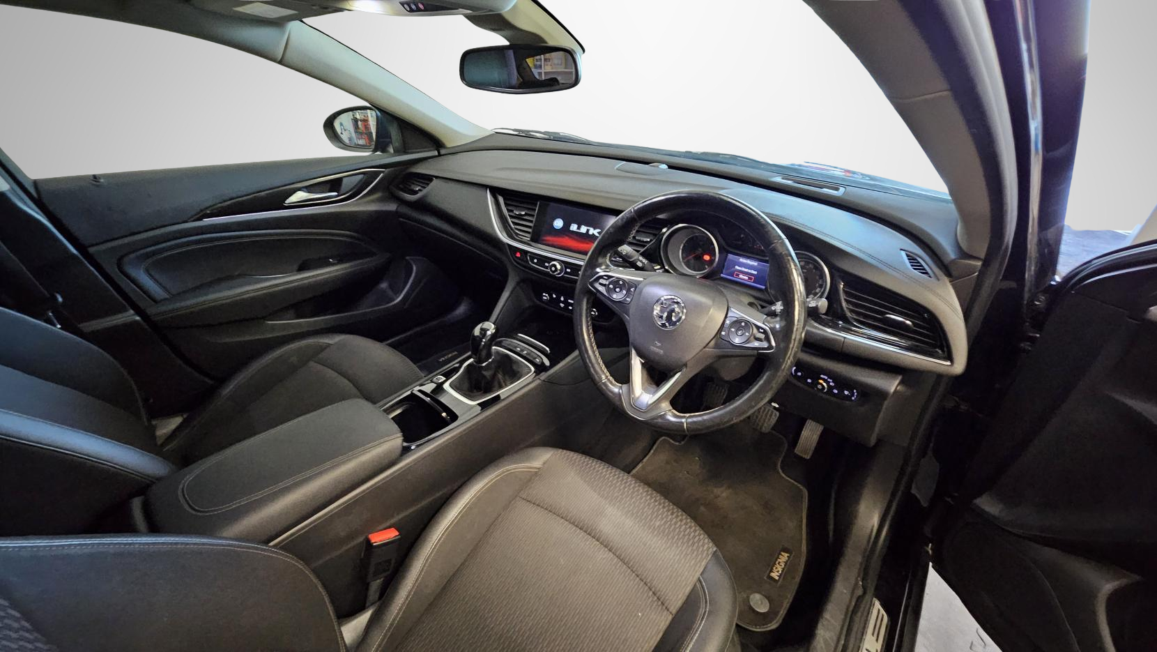 Vauxhall Insignia 2.0 Turbo D BlueInjection Tech Line Nav Grand Sport 5dr Diesel Manual Euro 6 (s/s) (170 ps)