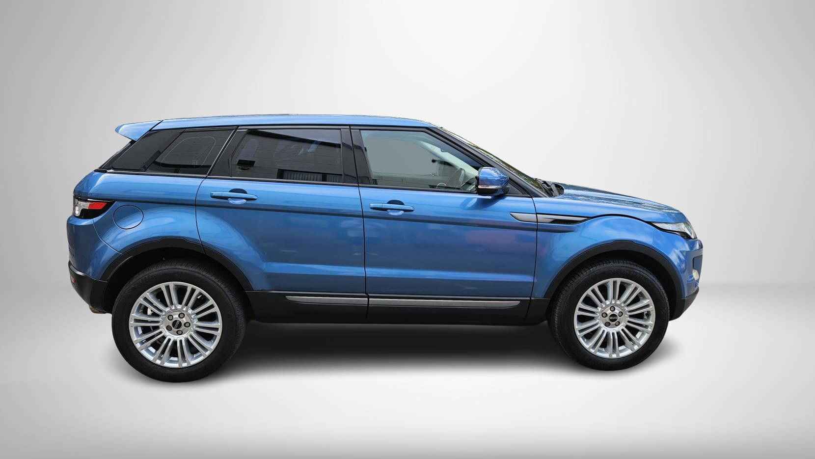 Land Rover Range Rover Evoque 2.2 SD4 Pure SUV 5dr Diesel Manual 4WD Euro 5 (s/s) (190 ps)