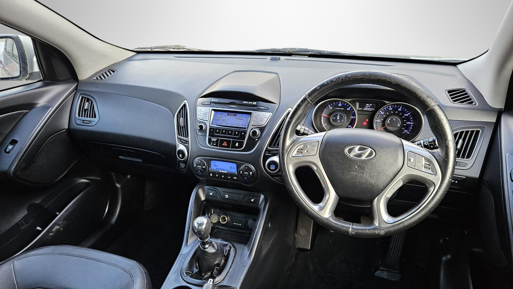 Hyundai ix35 1.7 CRDi Premium SUV 5dr Diesel Manual Euro 5 (s/s) (115 ps)