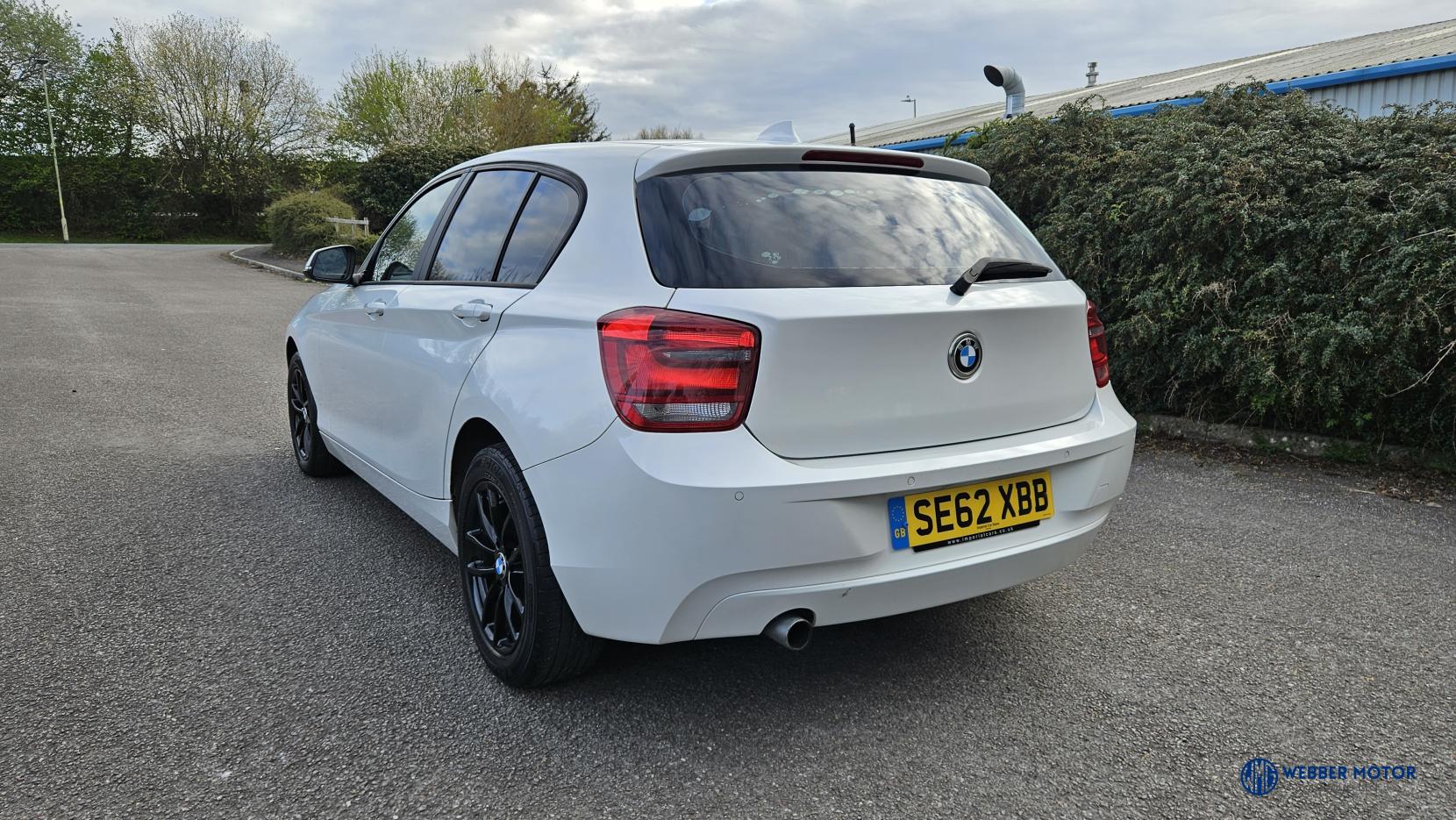 BMW 1 Series 2.0 118d SE Hatchback 5dr Diesel Manual Euro 5 (s/s) (143 ps)