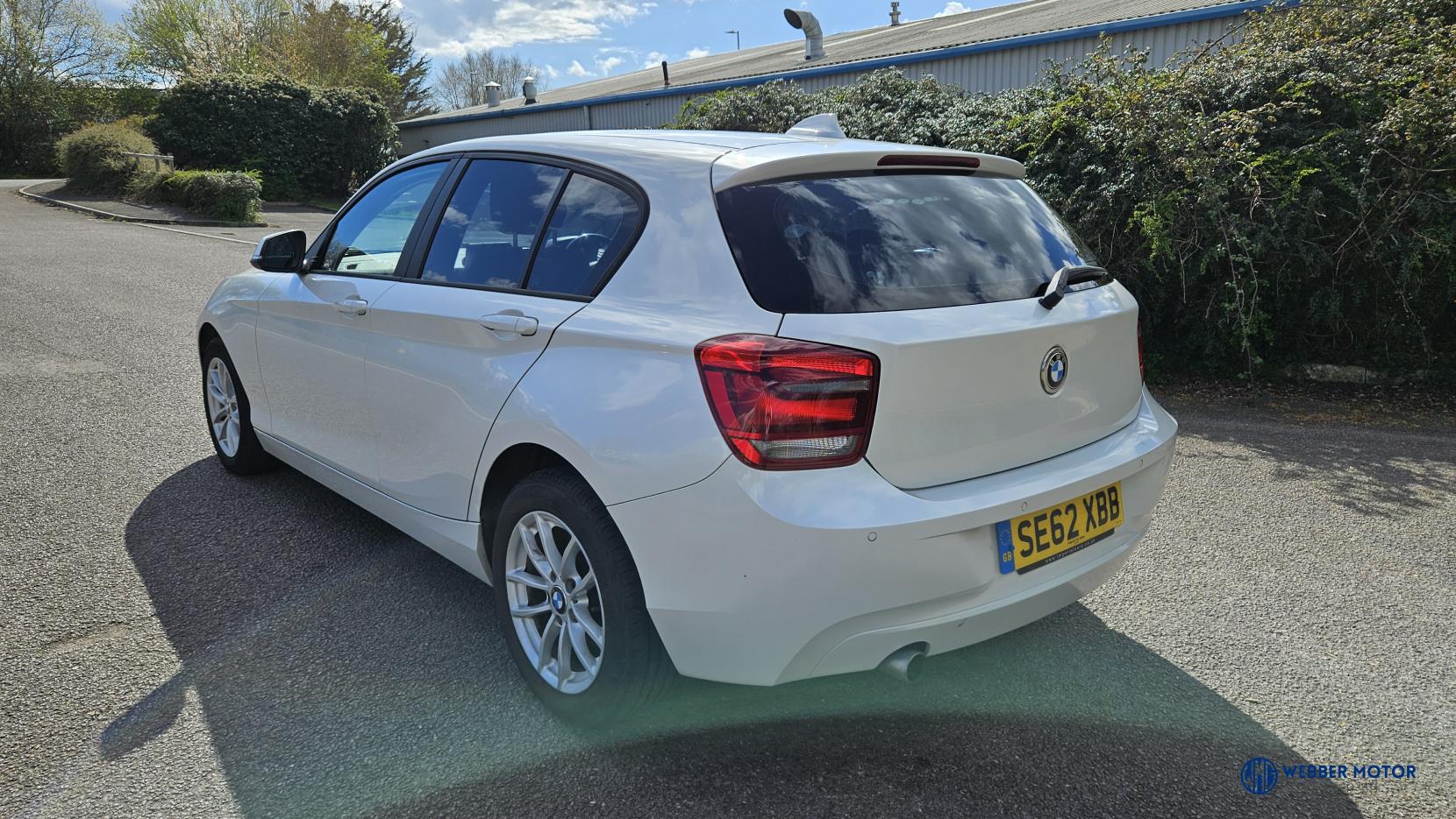 BMW 1 Series 2.0 118d SE Hatchback 5dr Diesel Manual Euro 5 (s/s) (143 ps)