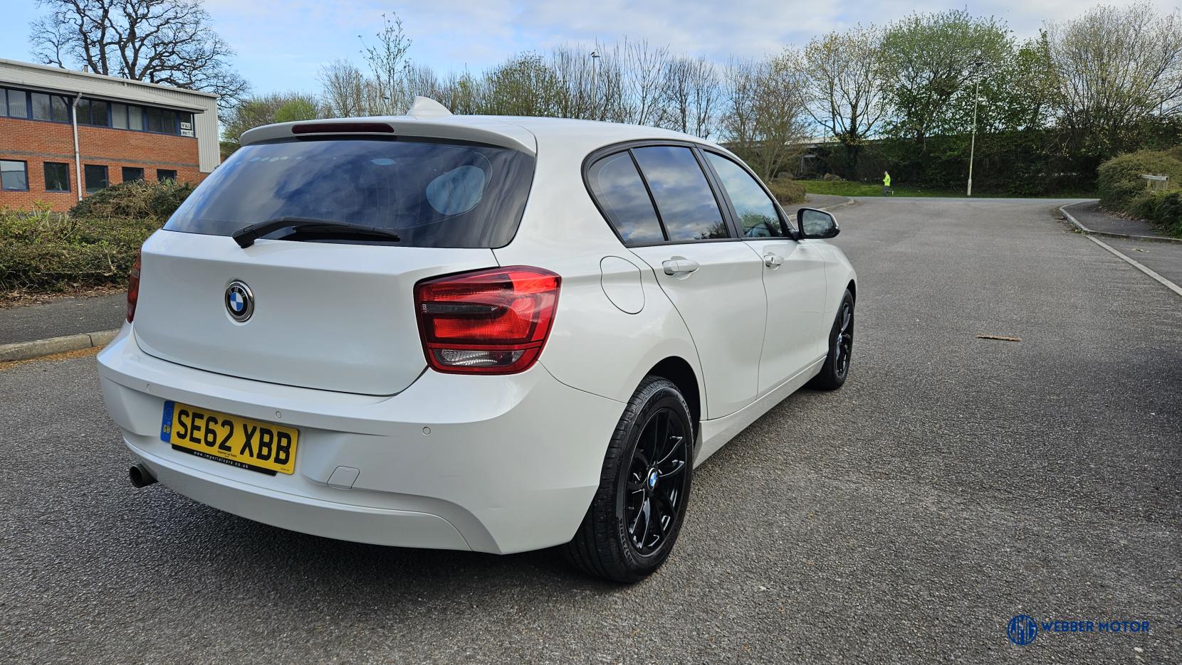 BMW 1 Series 2.0 118d SE Hatchback 5dr Diesel Manual Euro 5 (s/s) (143 ps)